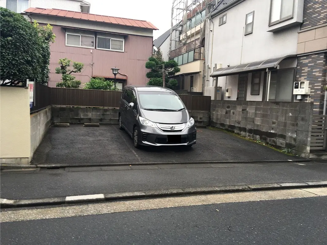 杉並区成田東３丁目　月極駐車場